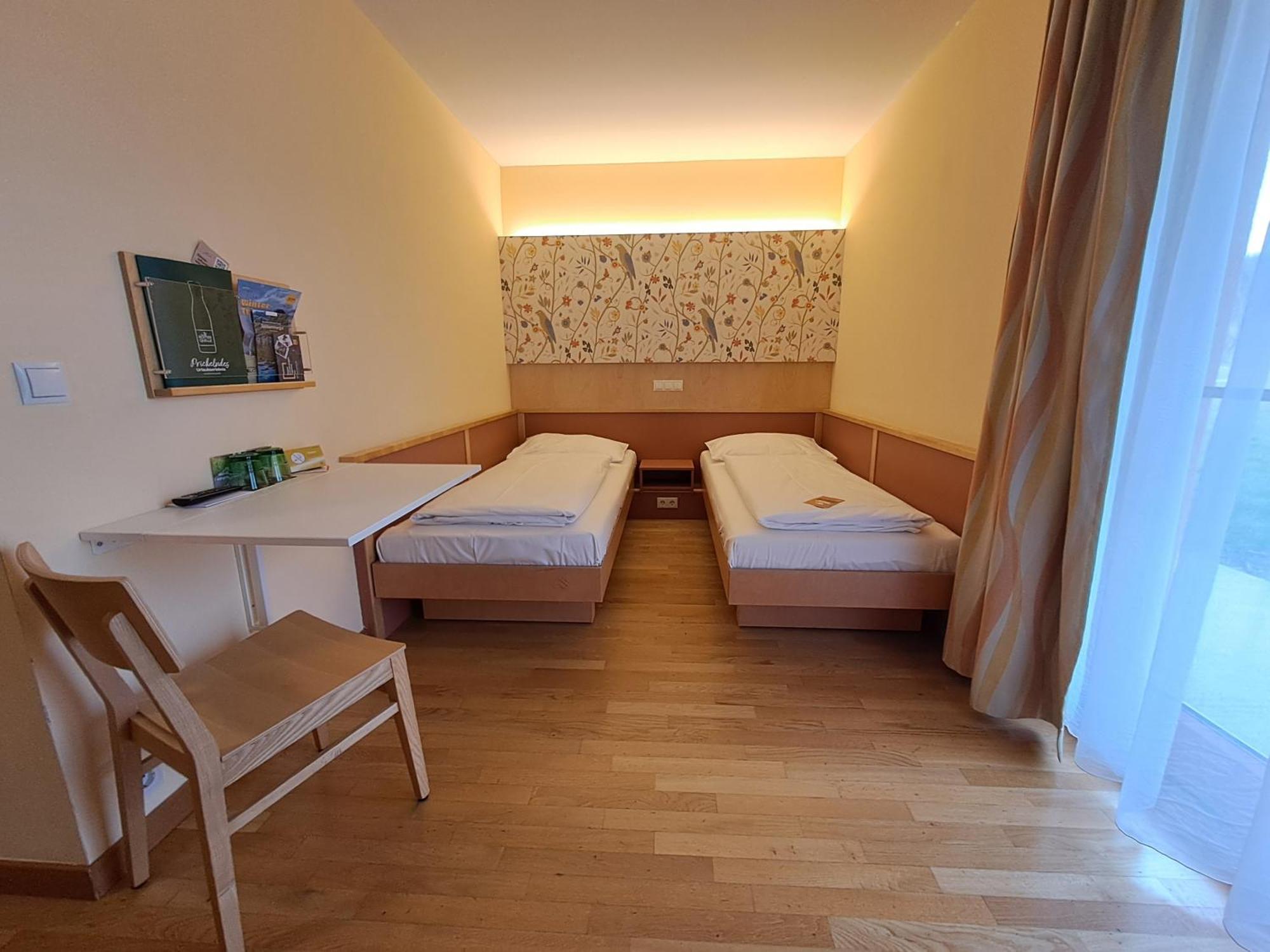 Jufa Hotel Stubenbergsee Exterior photo